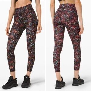 Lululemon Invigorate High-Rise Tight 25"
Foliage Overlay Multi